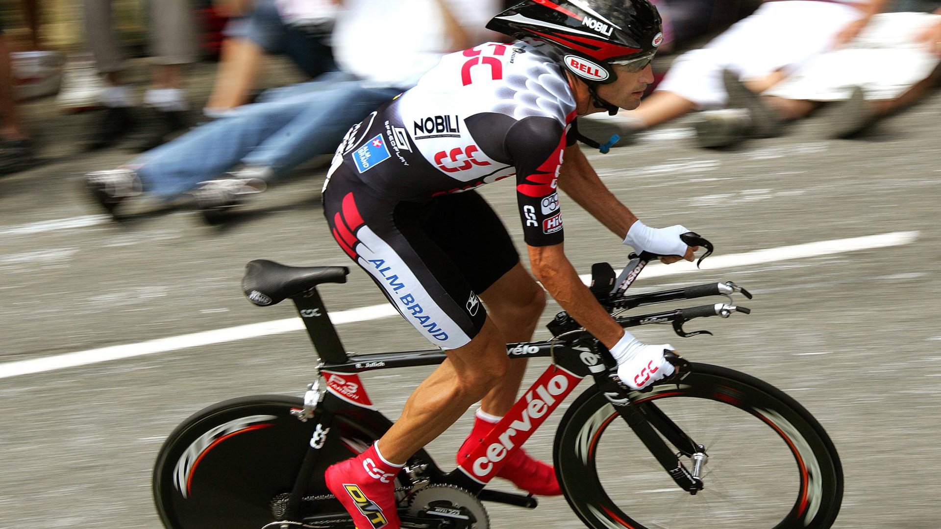 混合泳对决波兰沉着冷静，混合泳夺冠视频