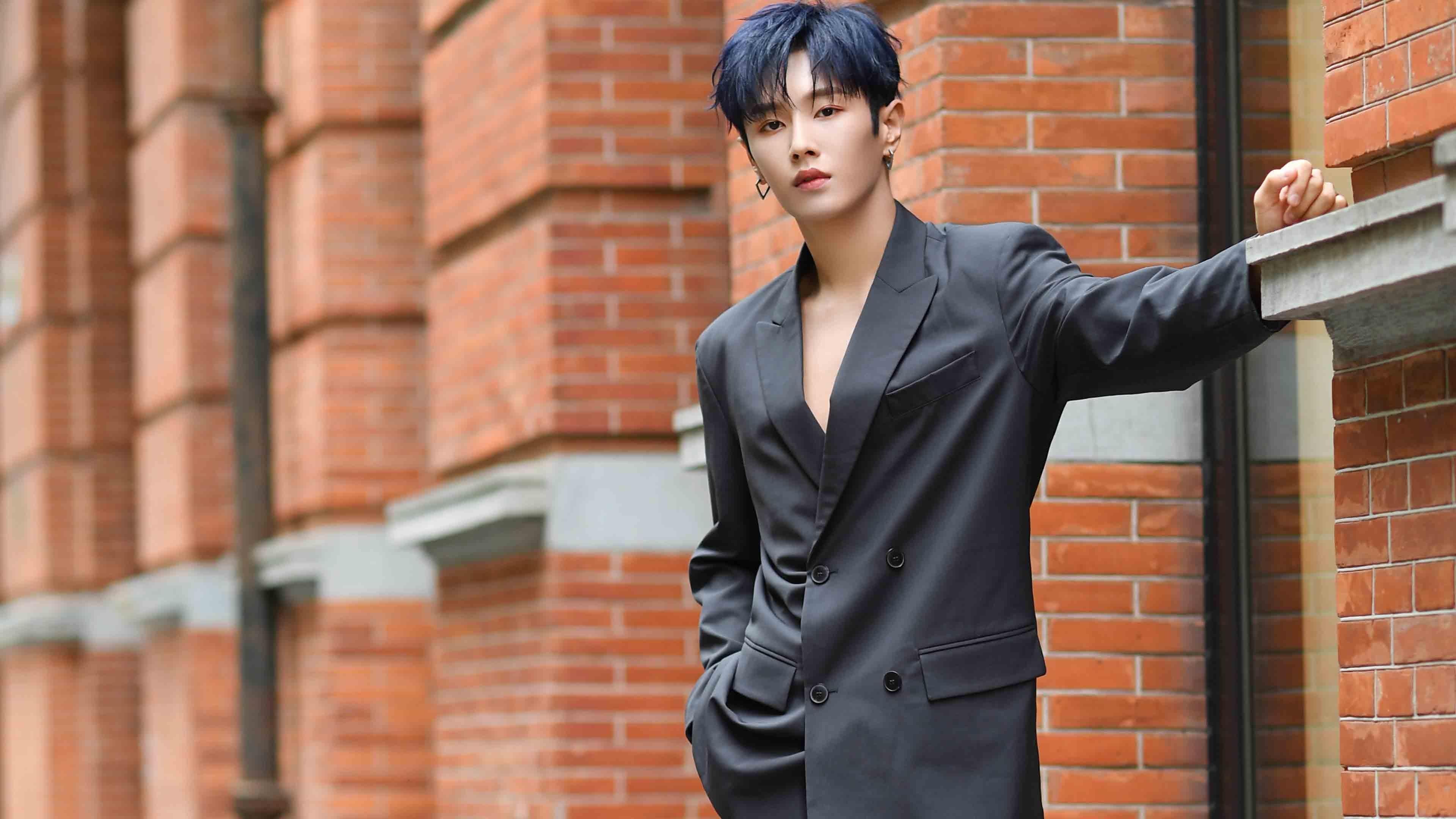 九游网页版官网-“未来已现：智能赛车引领速度革新”，未来的智能车